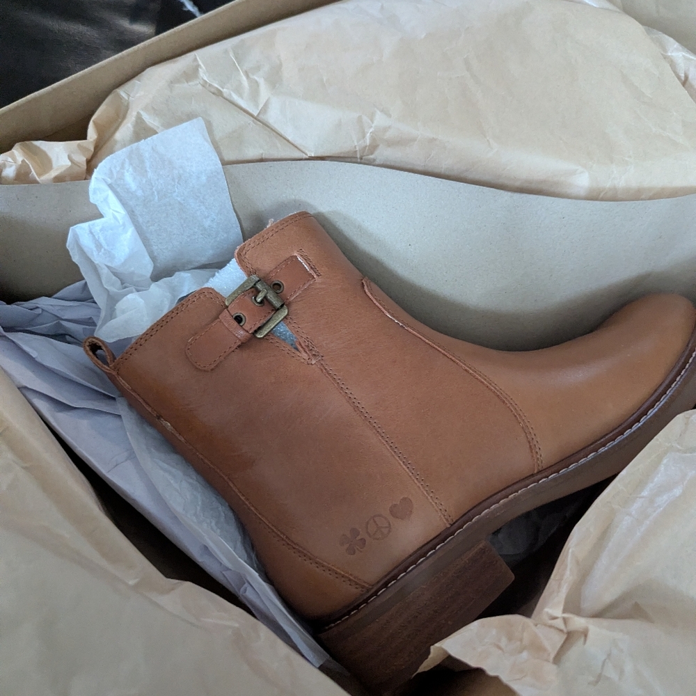 Lucky Brand Women's Quendy Bootie Ankle Boot
